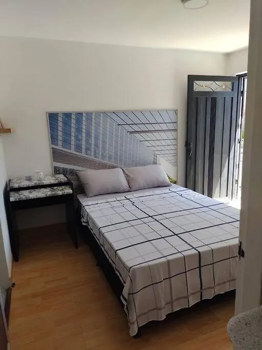 Acogedor Apartaestudio Santa Fe Medellin Apartment